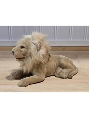Vtg flocked Lion Rabbit Fur Mane Lying down Figure King Of The Jungle Zoo 1960s